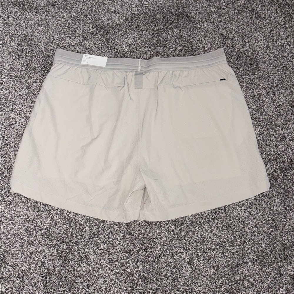 AE 24/7 5" Lined Training Short NWT - Picture 8 of 8